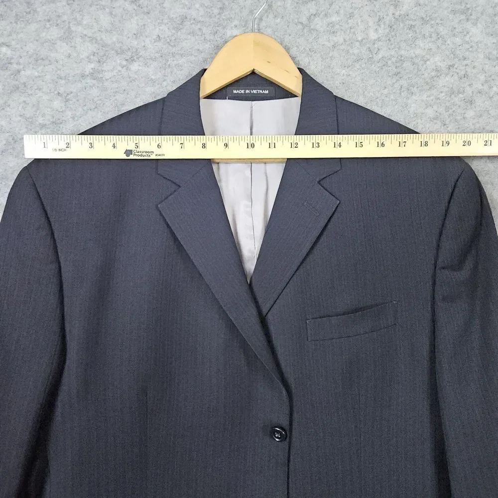 Michael Kors Men's Blazer Navy Blue Pinstriped Size 46L 100% Wool 3-Button Front